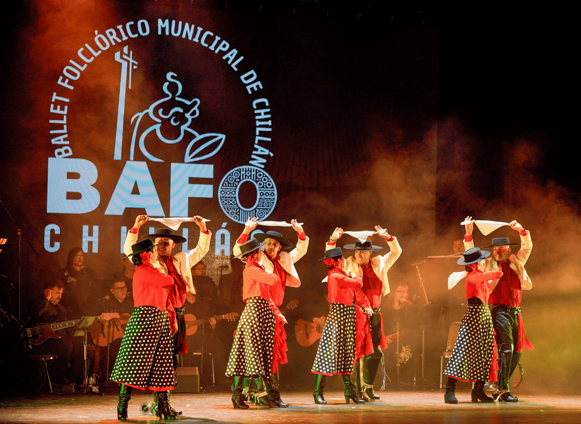 Elenco BAFO Chillán en cueca